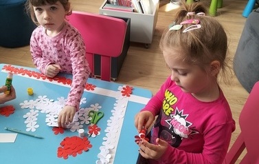 3 (17)