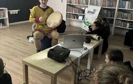 noc bibliotek
