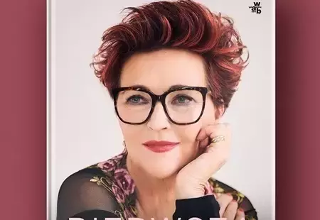 Zdjęcie do "Pierwsza dama" - literackie dyskusje